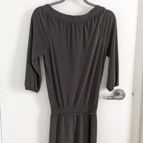 Le chateau olive mini dress - Picture 3 of 4